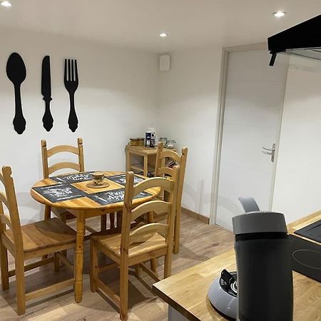 Appart 2 Pieces 35M2,Centre Ville, Parking Gratuit Bourges Exterior photo